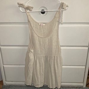 Short cream dress